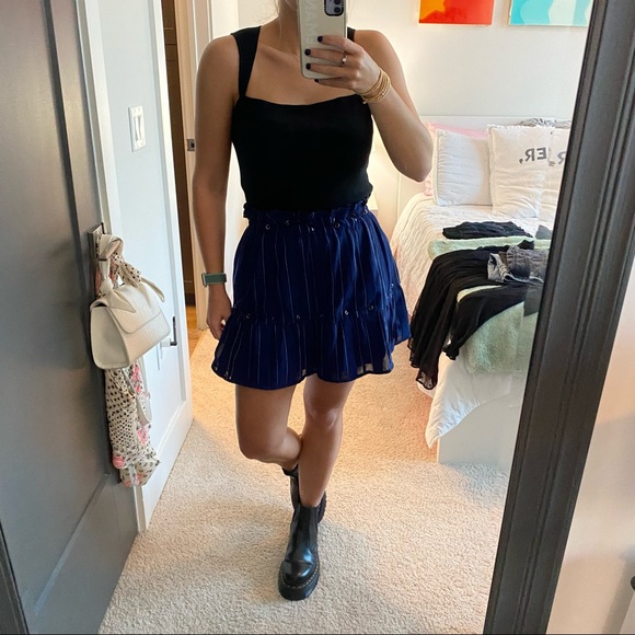 Revolve Tank Top - Picture 2 of 4